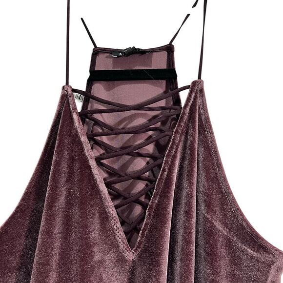 Express Velvet Lace-Up Deep V Neck Racerback Cami Maroon Womens Medium NWT - Picture 3 of 8